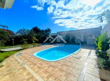 Casa · 320m² · 4 Quartos · 9 Vagas · Casa em Peruíbe