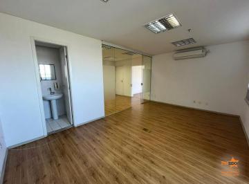 Comercial , São Paulo · Conjunto comercial com 90m², divisórias em vidro, 2 vagas de garagem!