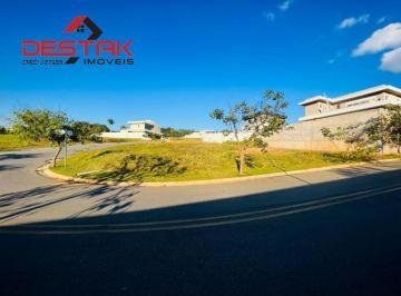 v8142a.jpg · Terreno à Venda com 638,02m² no Residencial Arboretum em Vinhedo/SP.