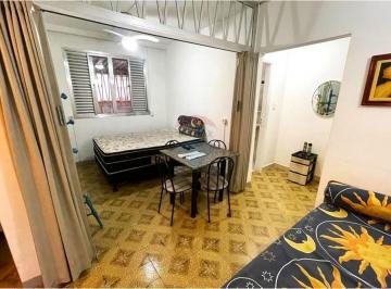 Apartamento · 29m² · 2 Quartos · 1 Vaga · Apartamento a venda Guarujá Kitnet sala ampla cozinha banheiro lavanderia à 50 metros da Praia do To