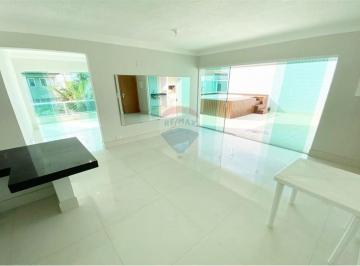 Apartamento · 160m² · 3 Quartos · 3 Vagas · Cobertura reformada com jacuzzi e churrasqueira com 3 quartos a 10 metros da praia do Tombo