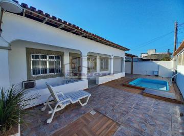 Foto 01 · Imperdível oportunidade: Casa à venda em Cabo Frio-RJ, bairro Guarani, 2 quartos, 1 sala, 1 banheiro