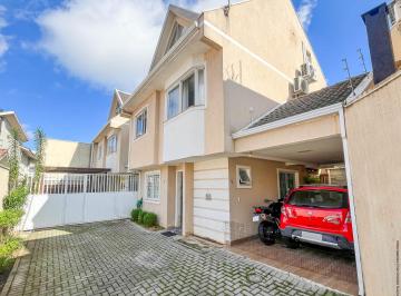 Fachada · Casa à venda - em Uberaba
