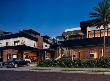 671682_i8lxJD8Cu785584_671682674a284e41c8a.jpg · Casa de 241m² com 3 Dormitórios, todos suítes e 2 vagas