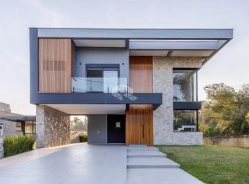 707650_i2b92Wyx52ZN63S_70765068a4b2e28e65f.jpg · Sofisticação em Cada Detalhe: Casa de Esquina com 3 Suítes, Piscina e Pé Direito Duplo em Condomínio