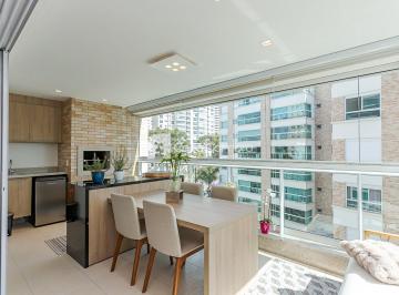 Apartamento · 129m² · 3 Quartos · 2 Vagas · Apartamento no Ecoville com sacada gourmet e 2 vag