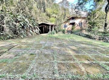 Casa de 3 quartos, Embu das Artes · Casa à venda em condomínio na Granja Viana com 3 dormitórios e 4 vagas 
