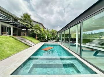 Casa de 4 quartos, Embu das Artes · Casa à Venda em Condomínio na Granja Viana com 4 Suítes Piscina e Área Gourmet Completa