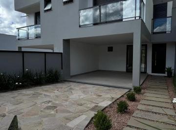 Casa · 150m² · 3 Quartos · 4 Vagas · Casa | 03 Dormitórios | Colina Sorriso
