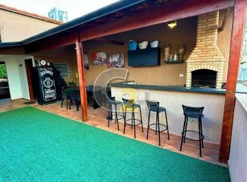 Casa · 210m² · 3 Quartos · 2 Vagas · Casa a venda no Jardim das Acácias com 3 quartos, sendo 1 suite e 2 vagas