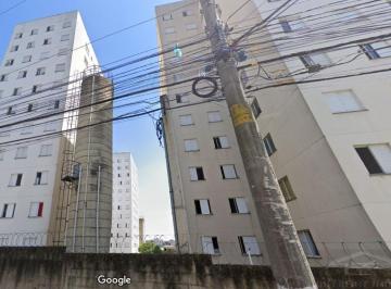 Apartamento · 50m² · 2 Quartos · 1 Vaga · Apartamento no térreo de 50m² com dois dormitórios uma vaga