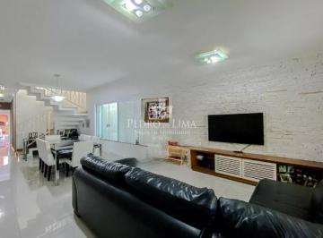 Casa · 230m² · 3 Quartos · 4 Vagas · Sobrado na Mooca. 3 amplas suítes todas mobiliadas, 4 vagas