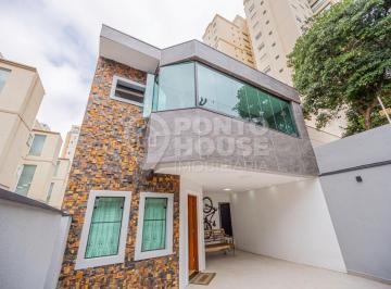Casa · 285m² · 5 Quartos · 6 Vagas · Sobrado de 285m² à venda na Chácara Inglesa, 5 dormitórios (1 suíte) e 6 vagas