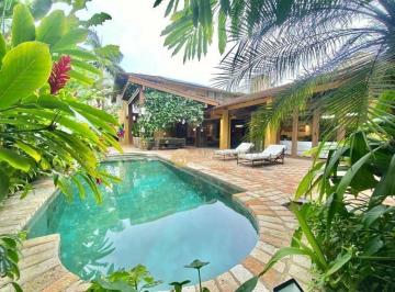 8c18902b1e13c433a45d2be9d7b5f01571a9d906 · Casa com 5 dormitórios à venda, 560 m² - Praia da Baleia - São Sebastião/SP