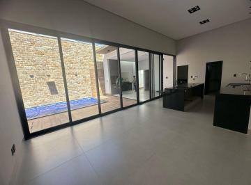 Casa · 215m² · 3 Quartos · 3 Vagas · Casa com 3 quartos à venda no Bairro Vigilato Pereira - Uberlândia/MG