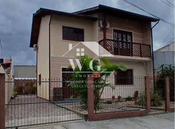 Casa · 120m² · 4 Quartos · 1 Vaga · Casa Alvenaria em Madri, Palhoça/SC