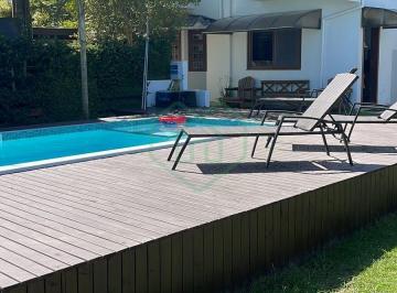Casa · 291m² · 5 Quartos · 4 Vagas · Casa FRENTE MAR à Venda em Imbituba Mobiliada – Barra de Ibiraquera | SC por R$ 2.000.000,00
