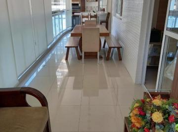 Apartamento · 168m² · 4 Quartos · 3 Vagas · Lindo Apartamento de 04 Quartos na Praia da Costa com Varanda e Lazer Completo!