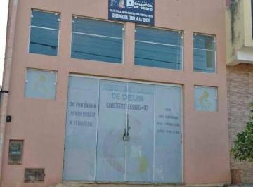 2bcd84df23dc0d946f25c96acdd72e4573b64692 · Salão com 83m2 e 2 WC´s