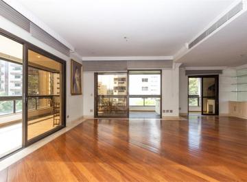 Living · Imoveis - em Moema