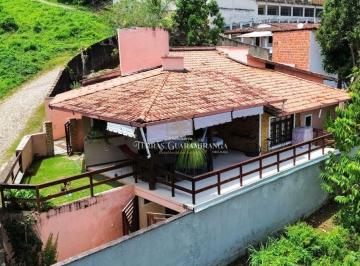Casa · 200m² · 4 Quartos · 4 Vagas · Casa a venda em Pacoti – Exclusividade, Conforto e Vista Privilegiada