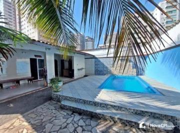8b6051c9cf7fe55a5a8d2ab3d9c61e3ae97111fc · Oportunidade! Casa com 4 Quartos e 268m² na Aviação em Praia Grande/SP
