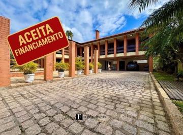 Casa · 726m² · 5 Quartos · 5 Vagas · Sobrado com piscina e 5 suítes no Atami