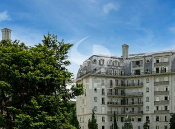 Apartamento · 200m² · 2 Quartos · 3 Vagas · Jardim Guedala, apartamento em prédio muito requisitado!
