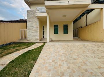 Casa de 3 quartos, Mogi das Cruzes · Casa Alto Padrão com 3 quartos à venda no Aruã em Mogi das Cruzes