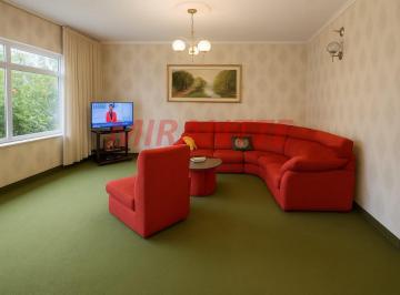 1f9d8ee4e431f7d67b731e47b1f190d6.jpg · Sobrado de 261m² com 3 quartos