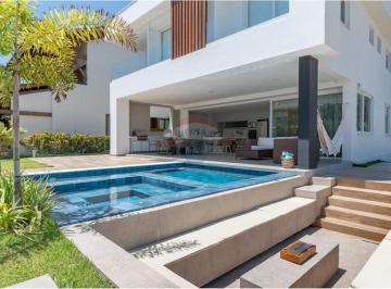 Casa · 249m² · 6 Quartos · 2 Vagas · Casa no Condomínio residencial Praia do Cupe - Luxo e sofisticação