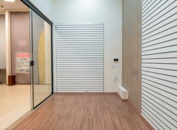 Comercial · 9m² · 1 Quarto · Loja em galeria na Rua Barão de Tefé, 39 - Box 15 • 9 m²