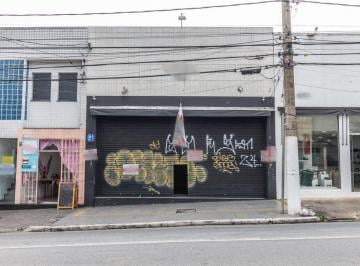 Comercial · 210m² · 1 Vaga · Loja na Avenida Lins de Vasconcelos, N. 1055 • 210 m²