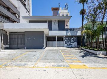 Comercial · 380m² · 10 Quartos · 7 Vagas · Casa comercial na Avenida Adolfo Pinheiro, N. 1637 • 380 m²