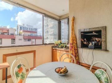Apartamento · 82m² · 3 Quartos · Vende apartamento no Menino Deus com 3 dormitórios, elevador, portaria