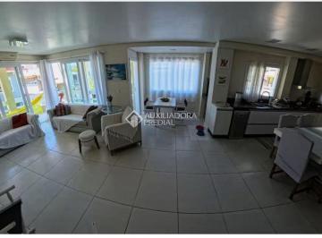 Apartamento · 250m² · 3 Quartos · APARTAMENTO DUPLEX EM JURERE BEIRA DA PRAIA