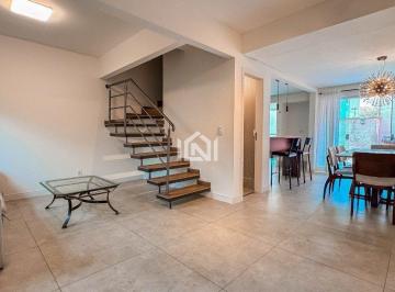 Casa para venda e locacao no Village Wimbledon - Sala de televisao e sala de jantar · Casa à venda - no Jardim Passárgada I