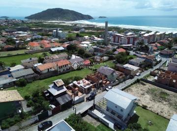 Casa · 113m² · 3 Quartos · 2 Vagas · FINANCIÁVEL - Sobrado à Venda na Praia do Santinho - Bairro Ingleses, Florianópolis/SC