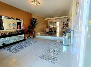 Casa · 139m² · 3 Quartos · 2 Vagas · Linda Casa à venda no Parque São Jorge, 3 Dorm. (1 Suíte), Piscina, Churrasqueira - Itacorubi