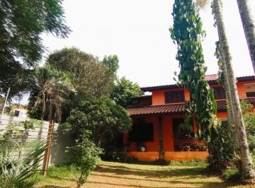704270_iS81H1J_70427067fd42cbc64a1.jpg · Oportunidade no Córrego Grande - Casa Ampla com 2 Pavimentos