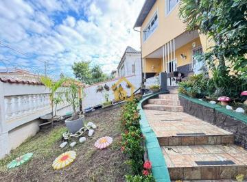 Foto 01 · Casa para venda em Moneró, Rio de Janeiro: 5 quartos, 2 suítes, 2 salas, 5 banheiros, 3 vagas de gar