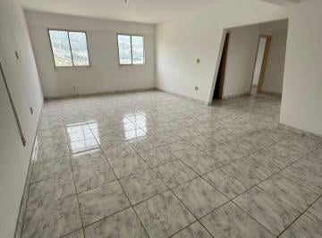 Apartamento de 2 quartos, Barueri · Apartamento amplo e reformado.