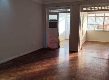 Apartamento · 147m² · 3 Quartos · ALUGO APARTAMENTO NO CENTRO