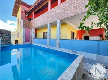 Casa · 198m² · 3 Quartos · 4 Vagas · Sobrado à venda com 3 quartos no bairro Gaivota (Praia)