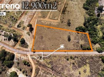 151993_12a20ca2-613c-48a1-b573-c7d75382a9f3_2x.jpeg · Contorno - Lote de 12.900m² Área Urbana em Luziânia GO