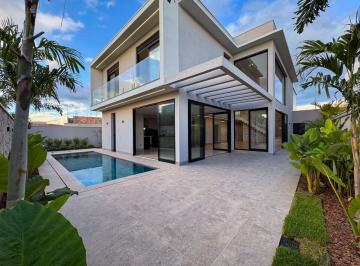 Casa · 378m² · 4 Quartos · 4 Vagas · Sobrado com 4 quartos à venda no Bairro Granja Marileusa - Uberlândia/MG