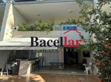 Casa · 200m² · 3 Quartos · 2 Vagas · Casa em Condomínio :  / Residencial / Recreio dos Bandeirantes