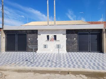 Casa de 2 quartos, Itanhaém · Casa em Itanhapem bem localizada nova e com piscina