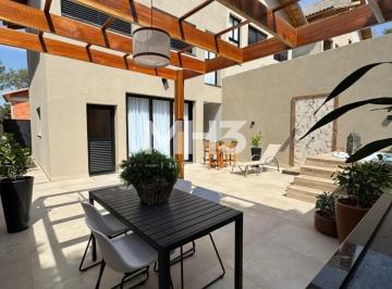 0 · casa à venda em Centro