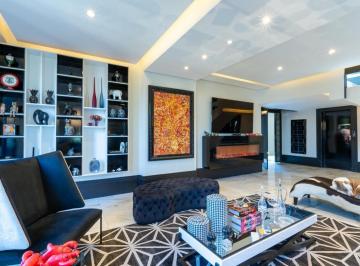 IMG_20260620_182127_000.jpeg · Deslumbrante casa em condomínio para locação com 5 quartos, sendo 5 suítes, 1,200m² - theremaxcollec